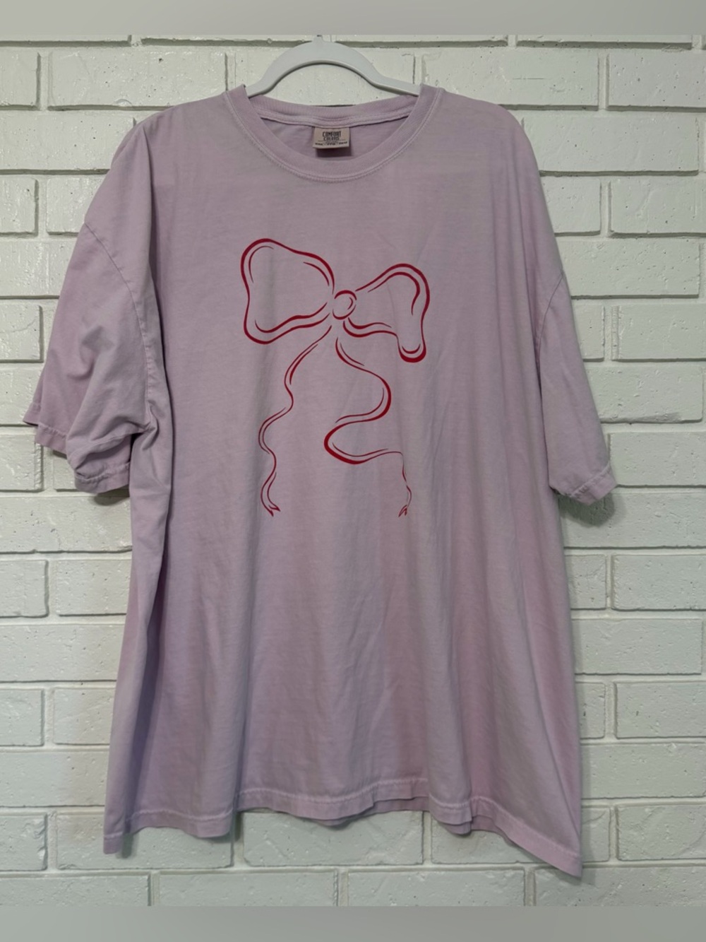 Comfort Colors Graphic Bow T-Shirt – Oversized – 3XL
